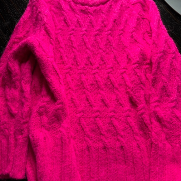 Steve Madden Women's Olive Cable-Knit Pullover Sweater like new - Picture 3 of 4